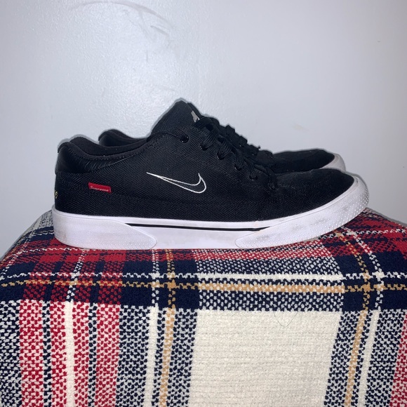 Supreme\Nike sb gts sneakers - Picture 1 of 5